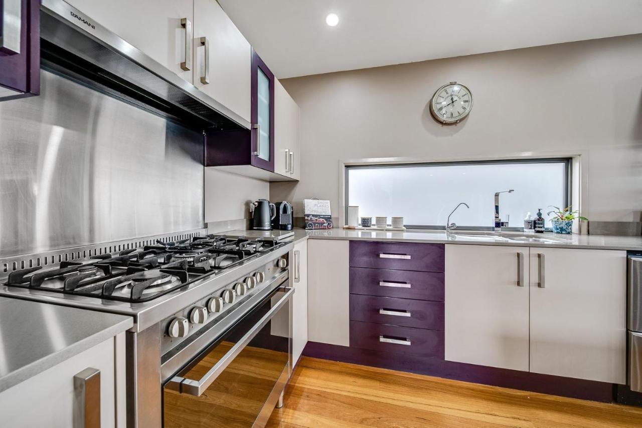 Ned Kelly'S Retreat - Stunning 3Br Townhouse L Lake Views L Wifi L Bbq Cataratas de Vitória Exterior foto