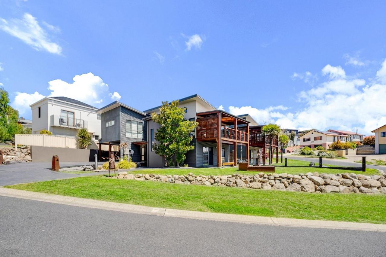 Ned Kelly'S Retreat - Stunning 3Br Townhouse L Lake Views L Wifi L Bbq Cataratas de Vitória Exterior foto